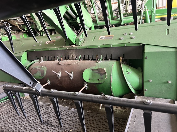 2016 John Deere 645FD Header Combine