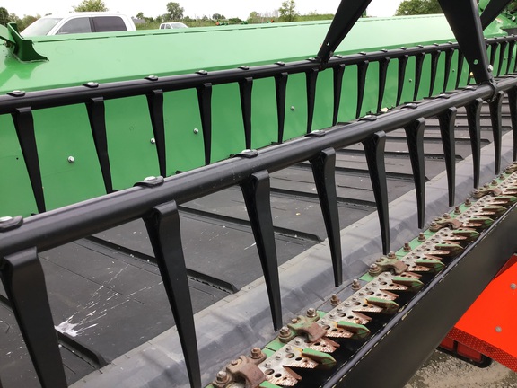 2016 John Deere 645FD Header Combine