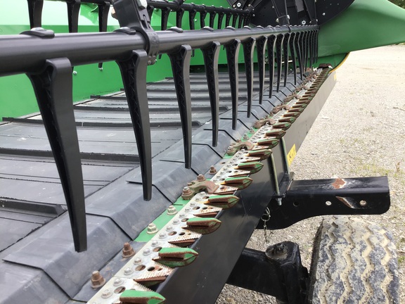 2016 John Deere 645FD Header Combine