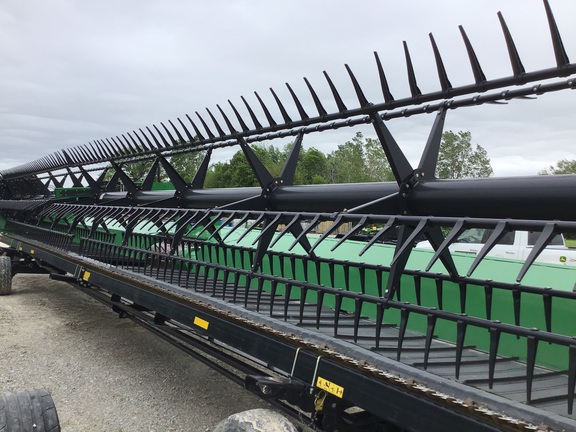 2016 John Deere 645FD Header Combine