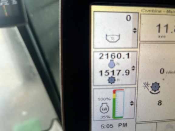 2015 John Deere S680 Combine