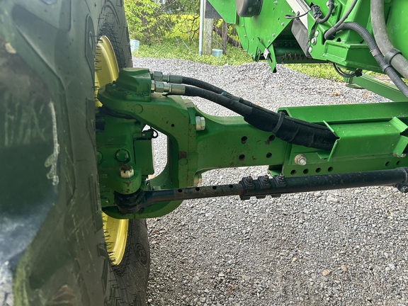 2015 John Deere S680 Combine