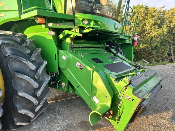 2015 John Deere S680 Combine