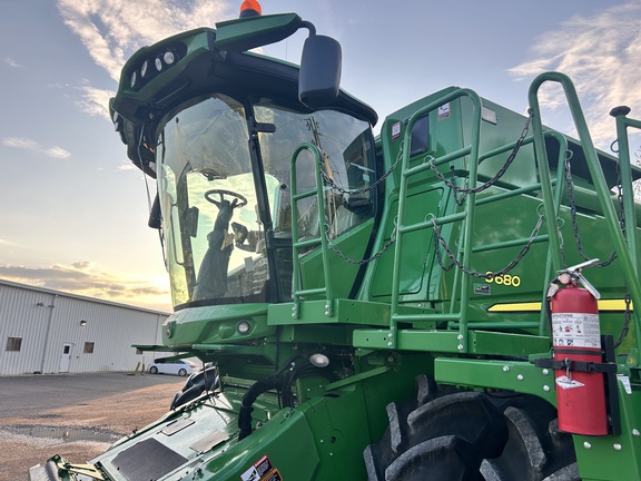 2015 John Deere S680 Combine