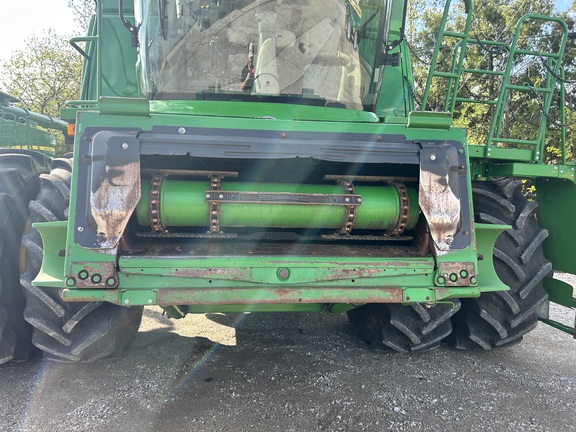 2015 John Deere S680 Combine