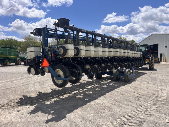 Kinze 3600 Planter