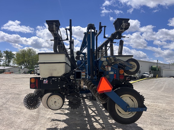 Kinze 3600 Planter