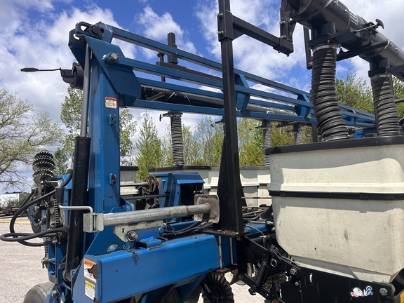 Kinze 3600 Planter