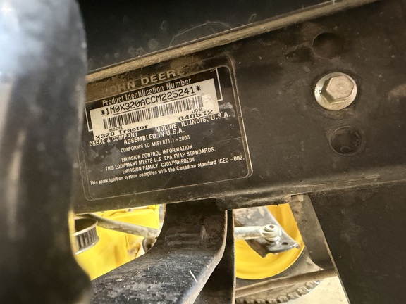 2012 John Deere X320 Garden Tractor