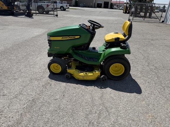 2012 John Deere X320 Garden Tractor