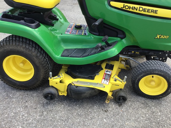 2012 John Deere X320 Garden Tractor