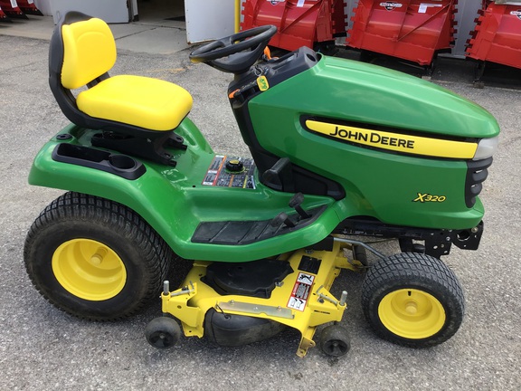 2012 John Deere X320 Garden Tractor