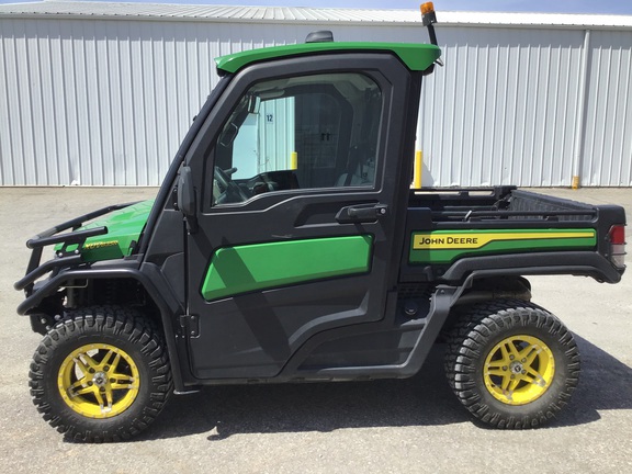 2022 John Deere XUV 835R ATV