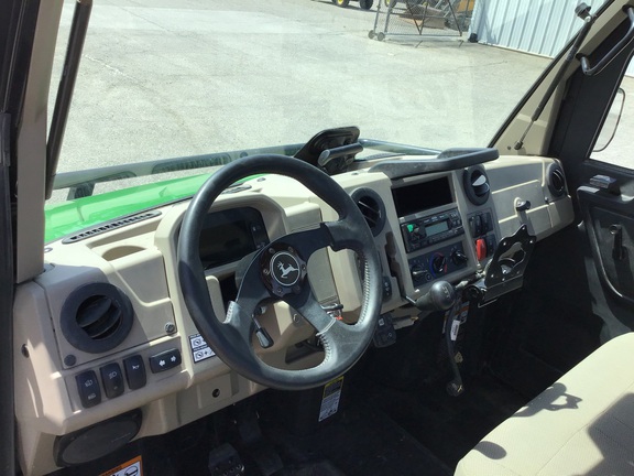 2022 John Deere XUV 835R ATV