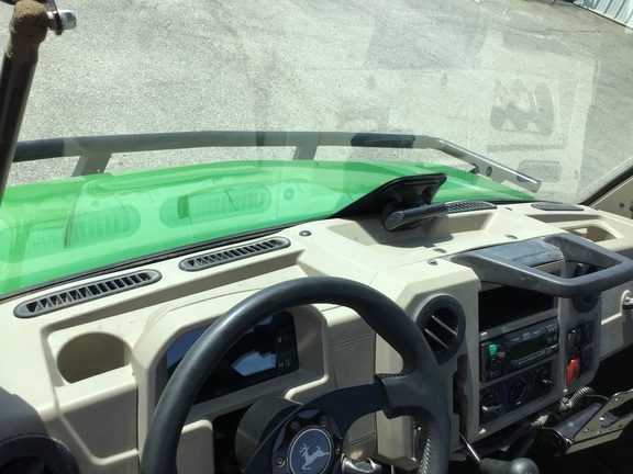 2022 John Deere XUV 835R ATV