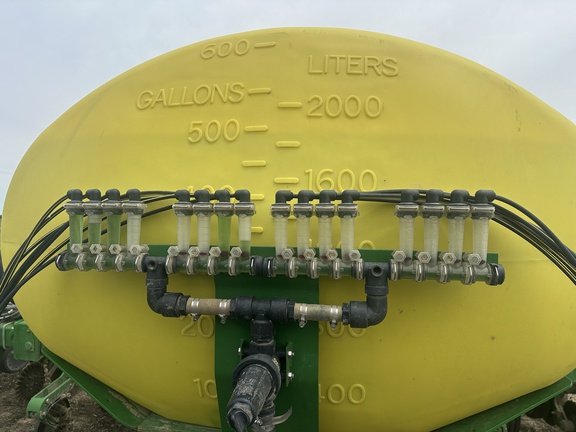 2015 John Deere 1775NT Planter