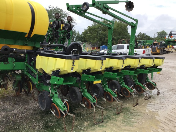 2015 John Deere 1775NT Planter