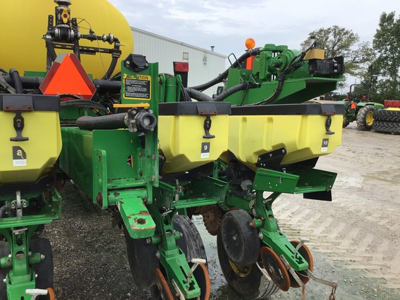 2015 John Deere 1775NT Planter