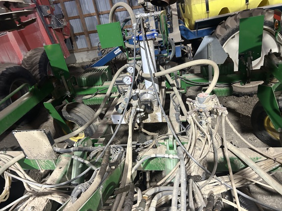2013 John Deere 2510H Applicator