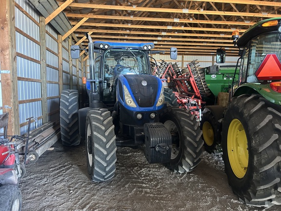 2015 New Holland T7.260 Tractor