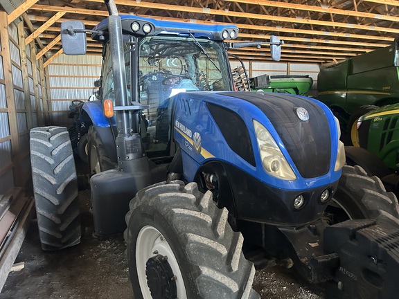 2015 New Holland T7.260 Tractor