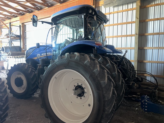 2015 New Holland T7.260 Tractor
