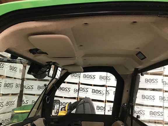 2020 John Deere XUV 835R ATV