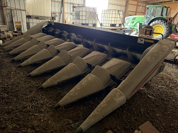 2000 AGCO Gleaner 830 Header Corn Head