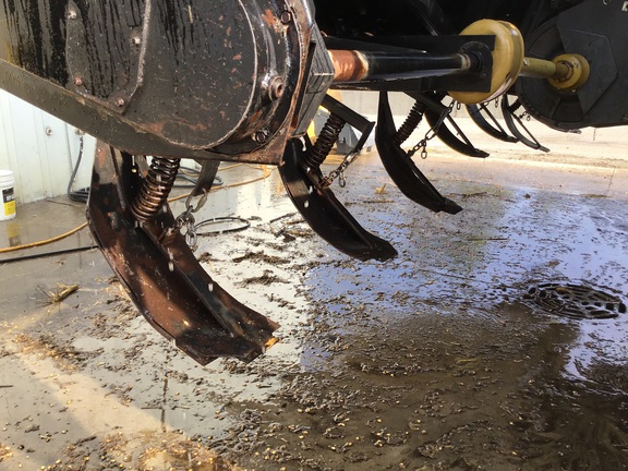 2000 AGCO Gleaner 830 Header Corn Head