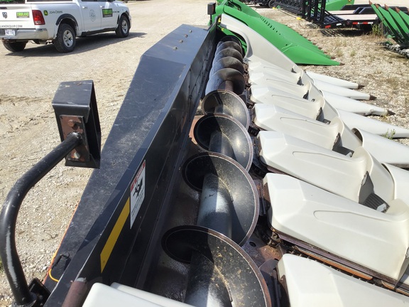 2000 AGCO Gleaner 830 Header Corn Head