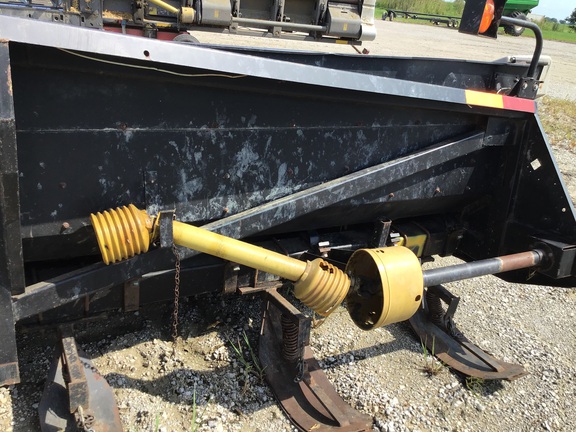 2000 AGCO Gleaner 830 Header Corn Head