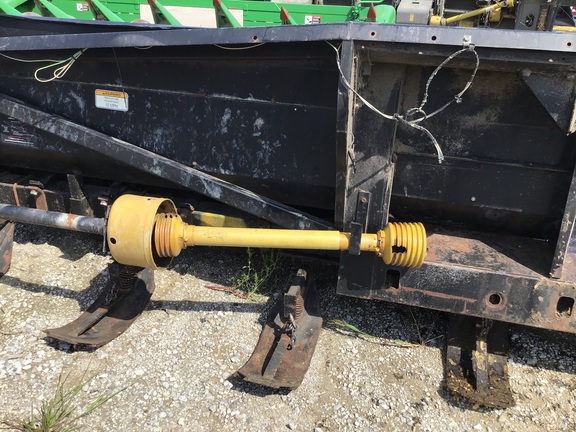 2000 AGCO Gleaner 830 Header Corn Head