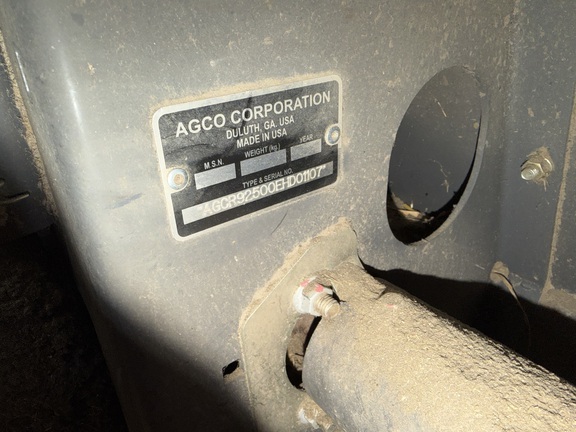 2014 AGCO Gleaner 9250-35 Header Combine