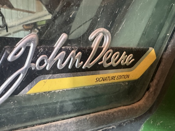 2023 John Deere 8R 250 Tractor