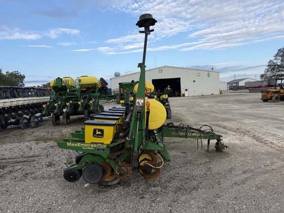 1996 John Deere 1750 Planter
