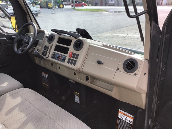 2024 John Deere XUV 835R ATV