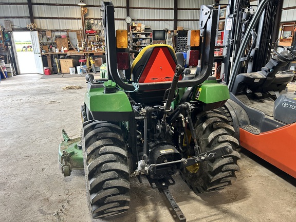 2020 John Deere 2032R Tractor Compact