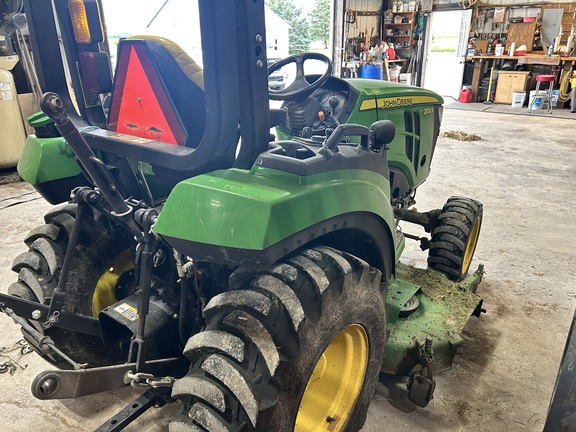 2020 John Deere 2032R Tractor Compact