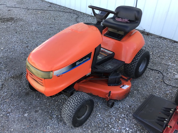 Simplicity REGENT HYDRO 16 Garden Tractor