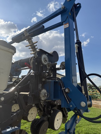2006 Kinze 3500 Planter