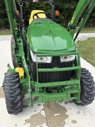 2019 John Deere 3046R Tractor Compact
