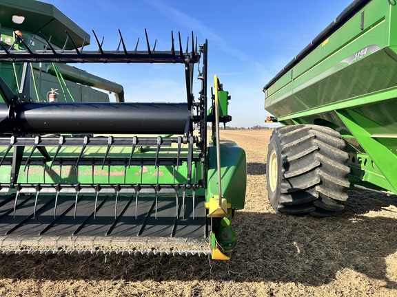 2014 John Deere 635FD Header Combine