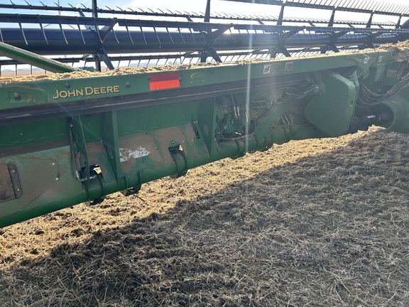 2014 John Deere 635FD Header Combine