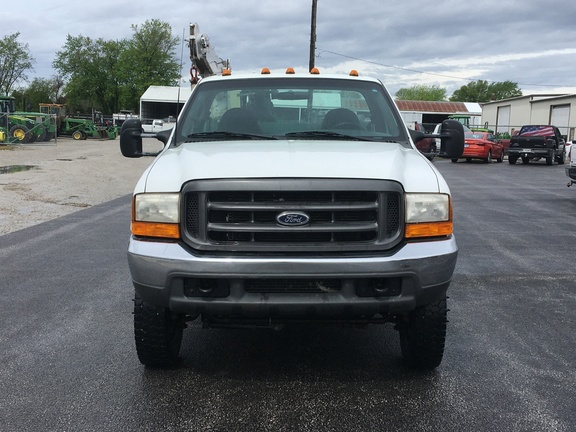 1999 Ford F-450 Vehicle