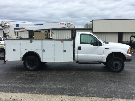 1999 Ford F-450 Vehicle