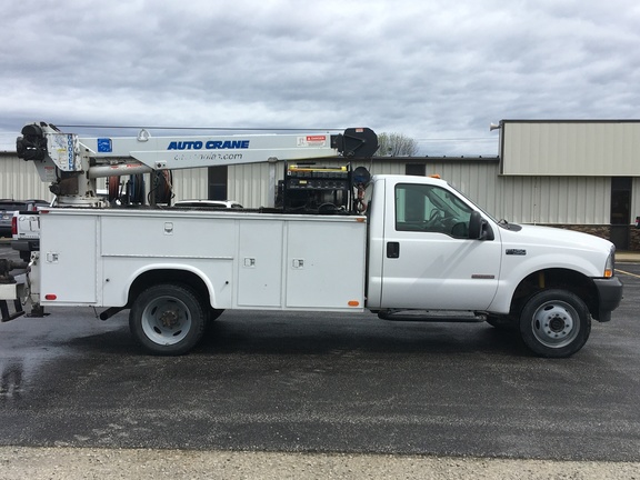 2003 Ford F-450 Vehicle