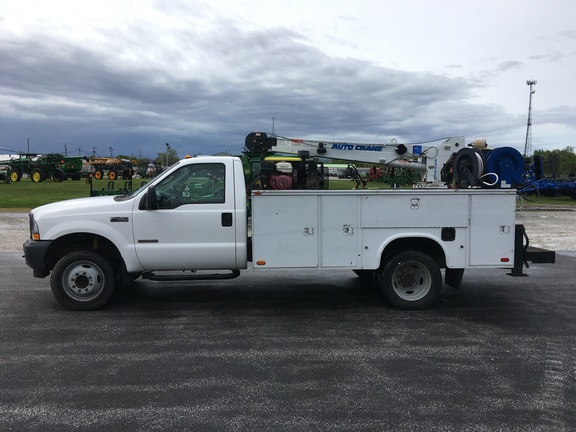 2003 Ford F-450 Vehicle