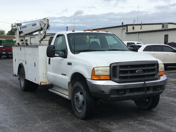 1999 Ford F-450 Vehicle