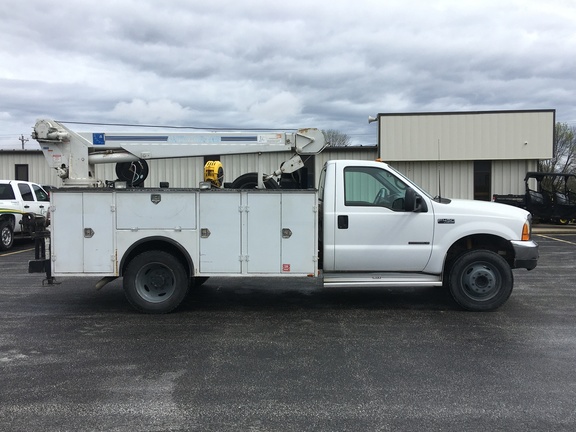 1999 Ford F-450 Vehicle