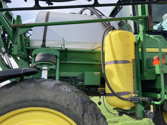 2005 John Deere 4720 Sprayer/High Clearance